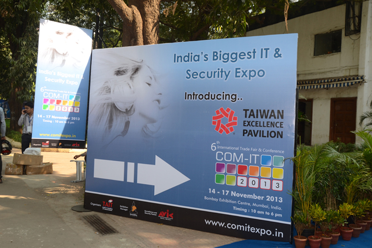 COM-IT expo gallery